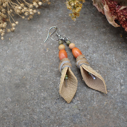 Leaf Earrings Beige