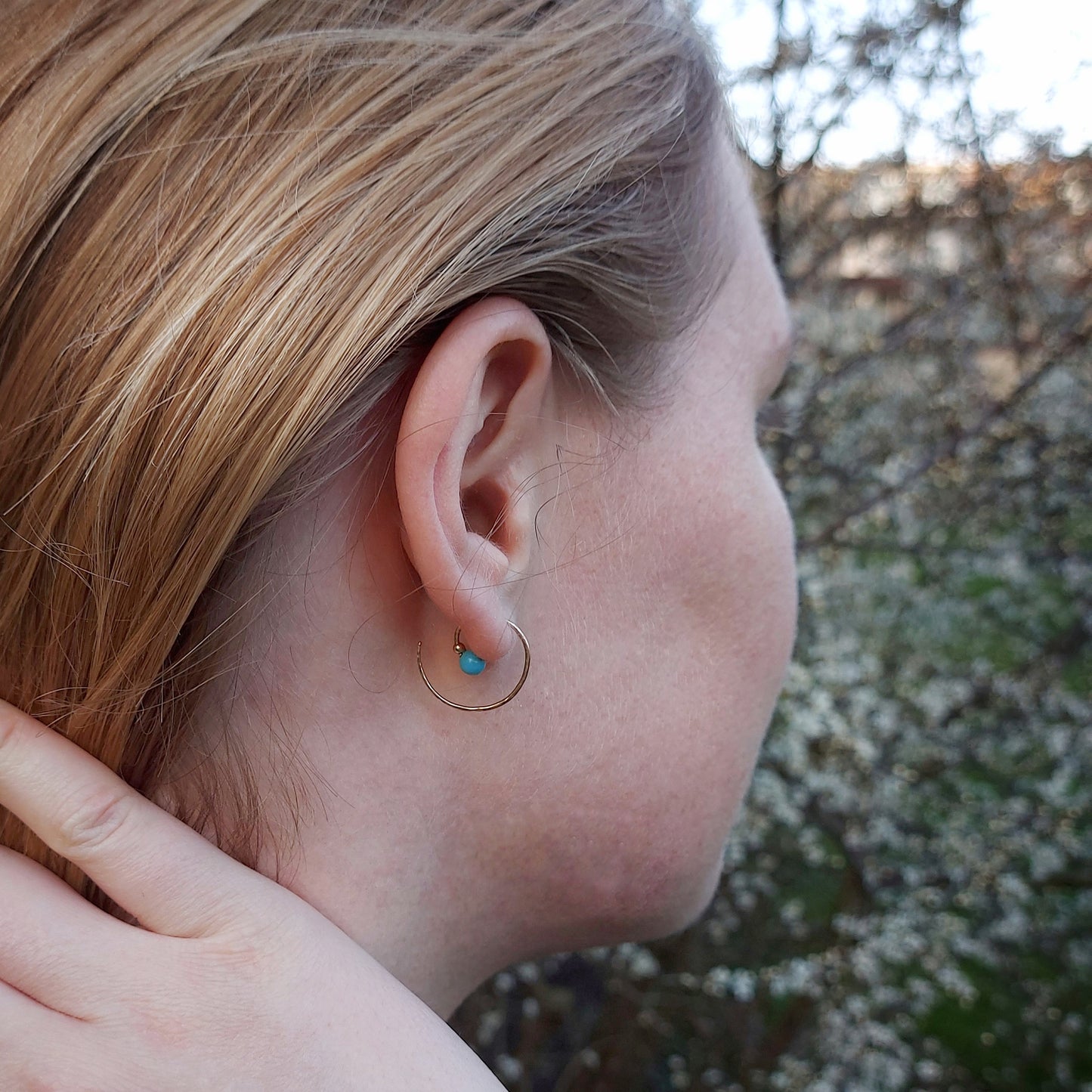 Spiral Ear Cuddles - Howlite